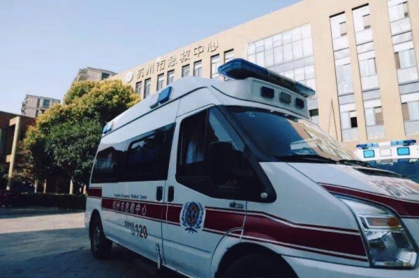 美林配资 40岁男子健身后和妻子同房突发心脏骤停，详细过程披露，妻子发声